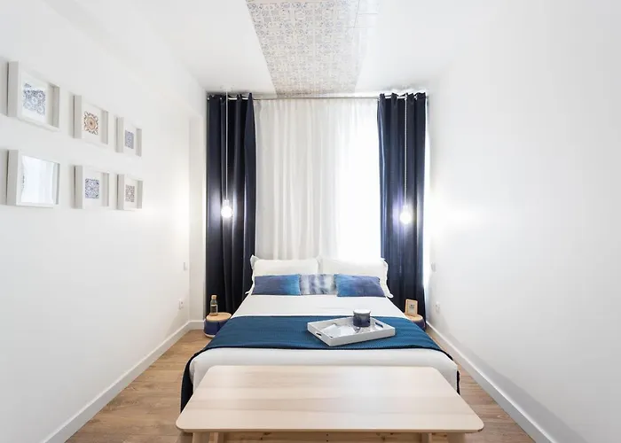 Airport Suites Apartmán *