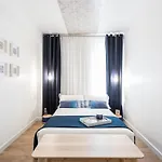Airport Suites Lejlighed *