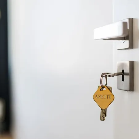 Airport Suites Apartment Lisbon