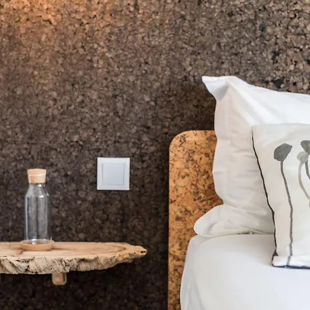 Airport Suites Apartment *