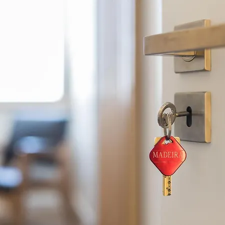 Airport Suites * Lissabon