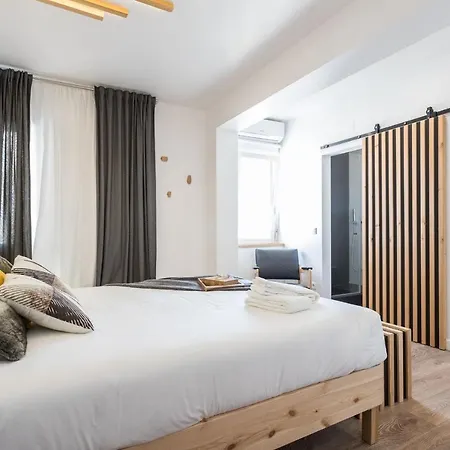 Apartamento Airport Suites *