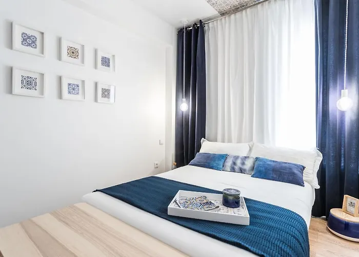 Airport Suites 公寓 *